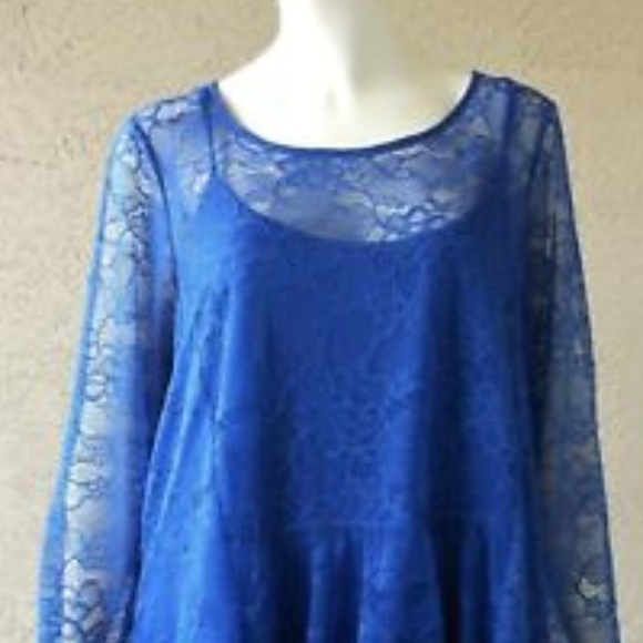 MICHEL STUDIO Sheer Lace Top & Camisole - Picture 2 of 7